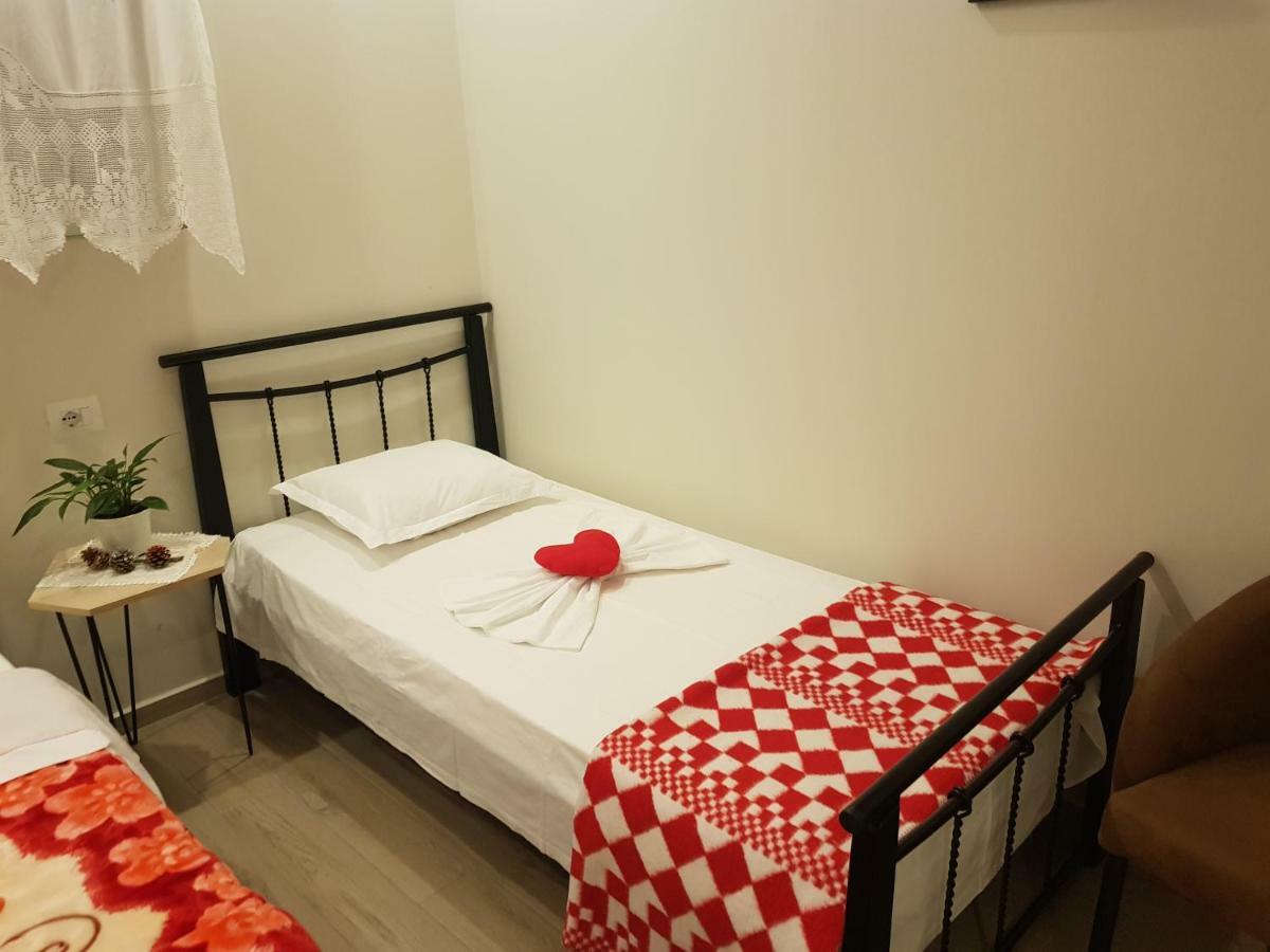 Dimitri Guest House Përmet Kültér fotó